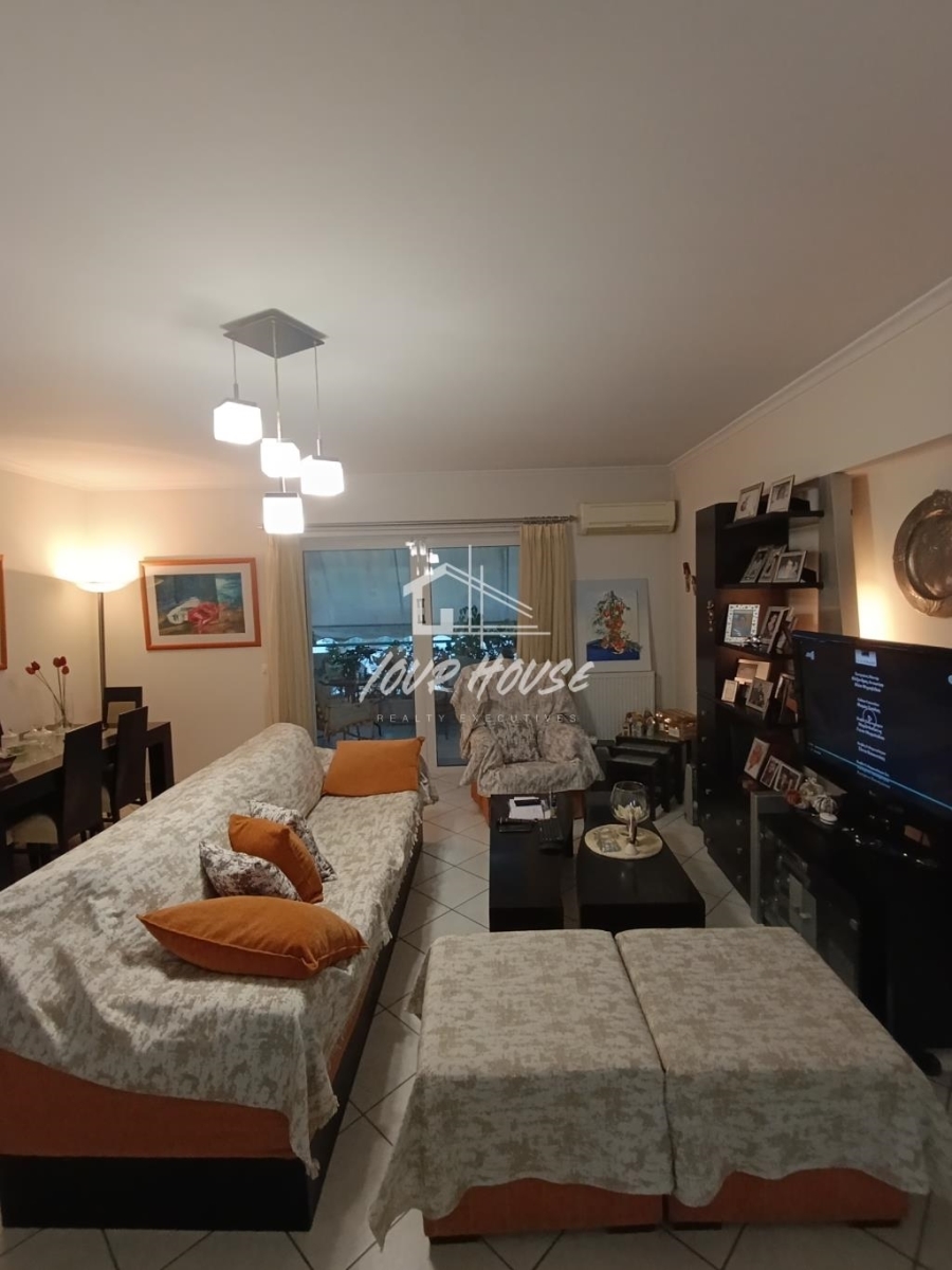 (For Sale) Residential Apartment || Athens Center/Athens - 97 Sq.m, 3 Bedrooms, 240.000€ 